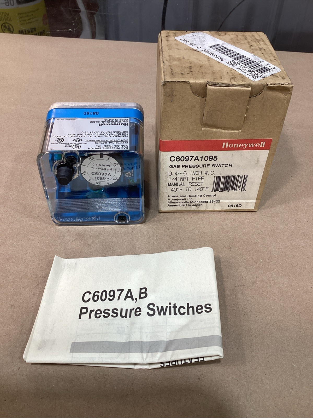 HONEYWELL C6097A1095 / C6097A1095 (NEW IN BOX)