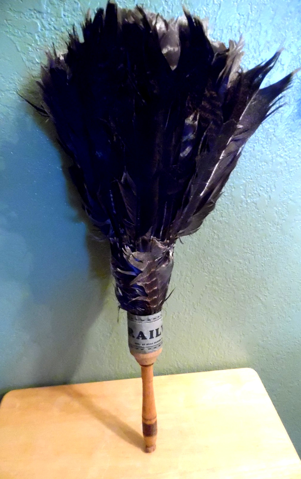 ANTQ EARLY 1900\'S LOUISVILLE & NASHVILLE RR TRAIN CAR TURKEY FEATHER DUSTER