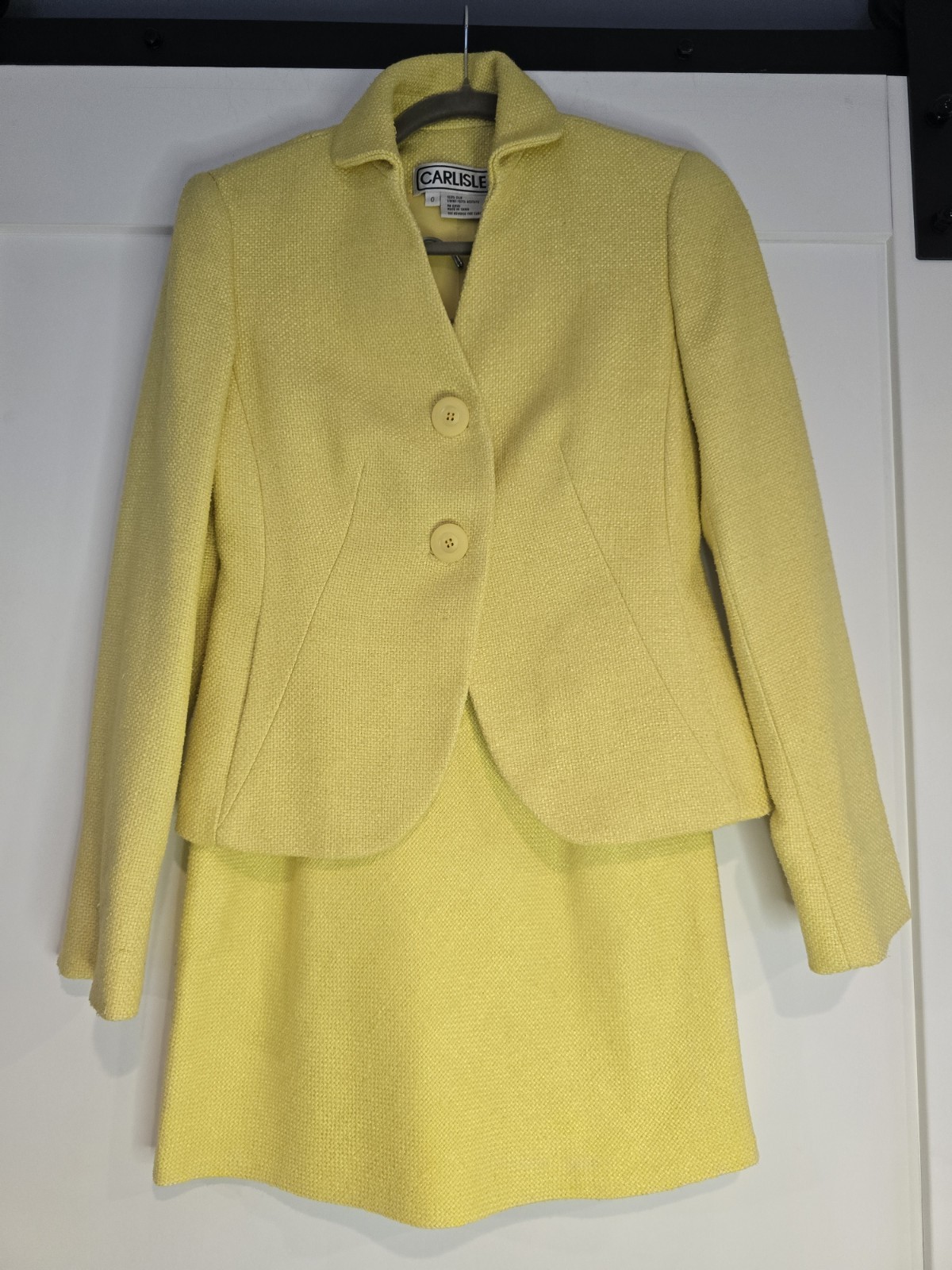 Vintage Carlisle Bright Yellow Two  Piece Skirt Blazer Suit Size 0 XS 100% Silk