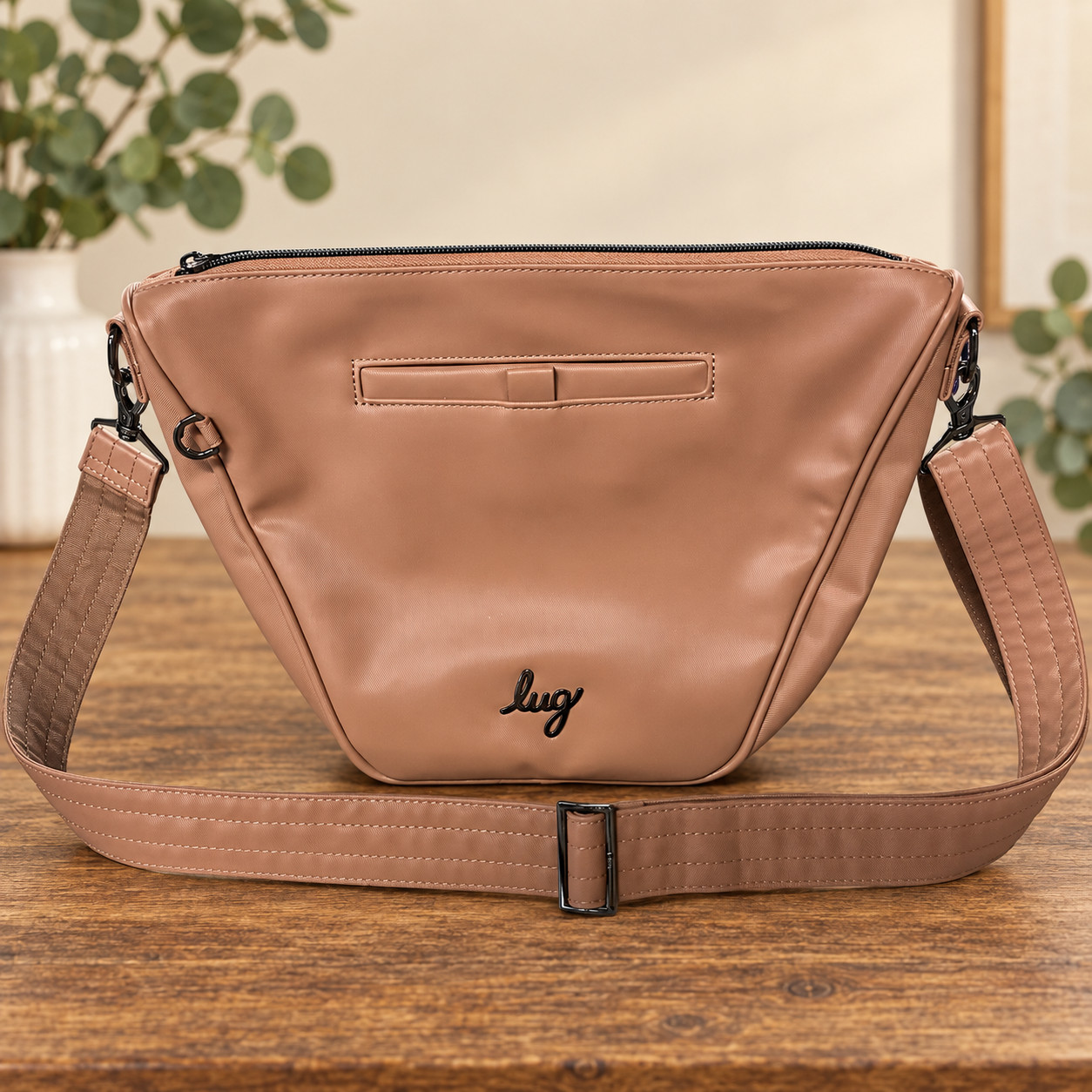 NWOT Lug Satin Luxe Medium Shoulder Bag Quest Chia Latte Crossbody Purse
