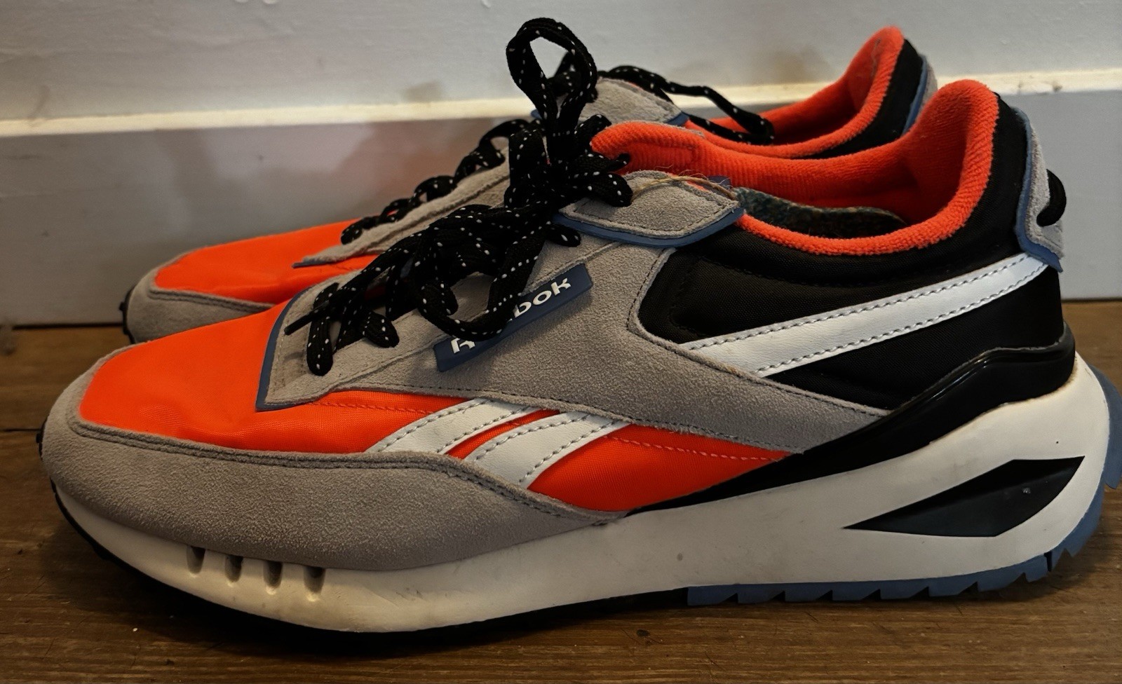 Reebok Men\'s Low Top Lace Up Athletic Sneaker Colorblock Orange Gray Black