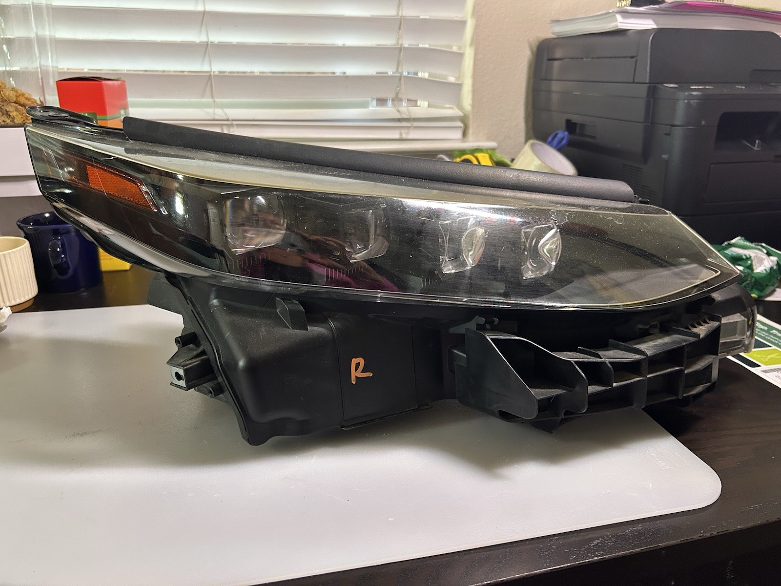 2016-2020 TOYOTA MIRAI LED Right Side HEADLIGHT OEM