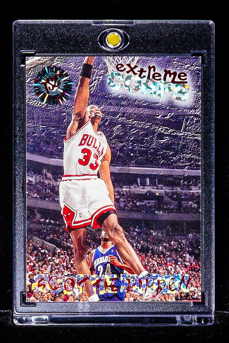 Scottie Pippen REFRACTOR PRIZM Red Foil CARD Chicago Bulls