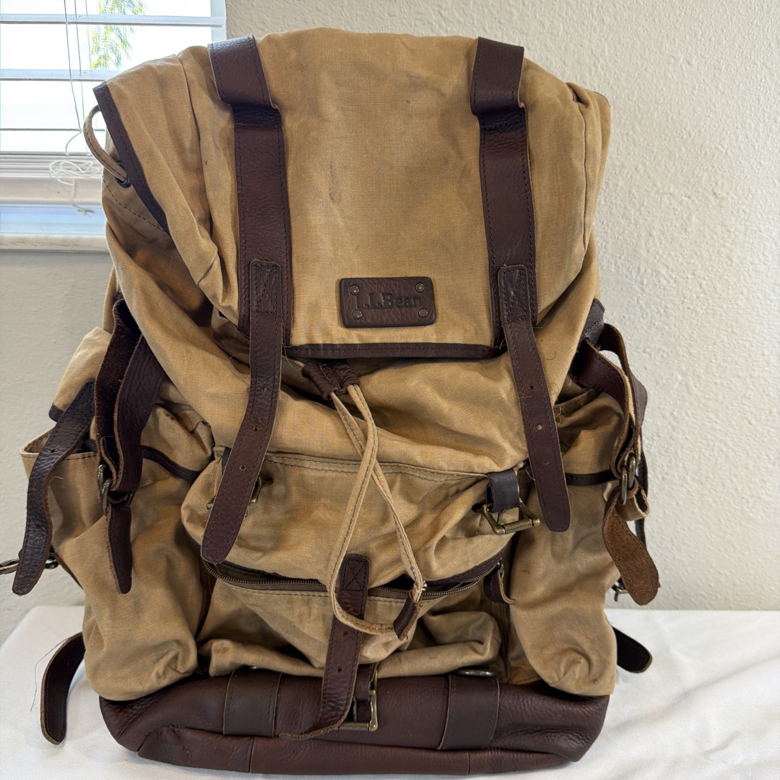 VINTAGE L.L. BEAN Rucksack Canvas Leather Continental 