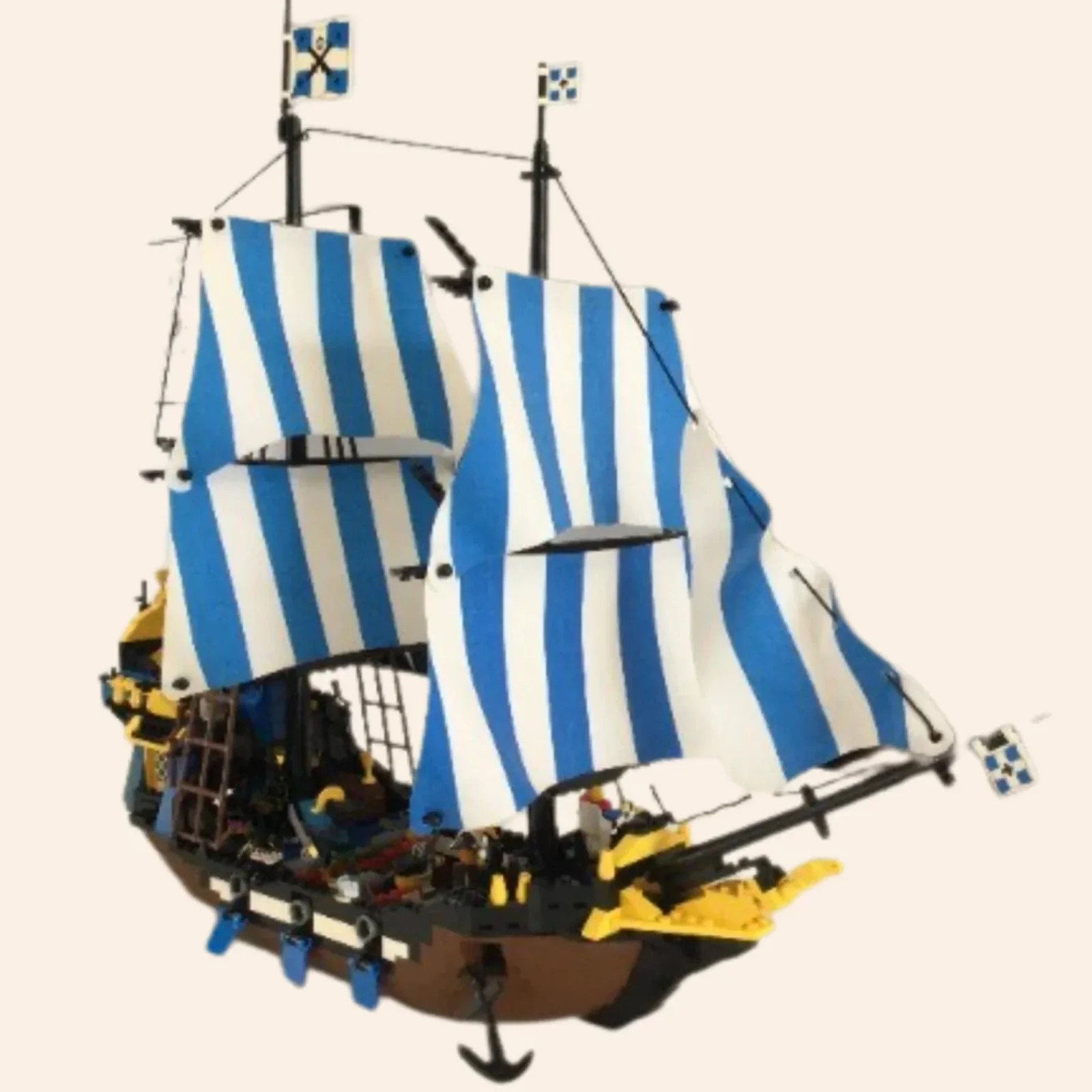 NEW Pirates Caribbean Clipper Ship Building Blocks Set 378 pcs 4 FIGS Vintage