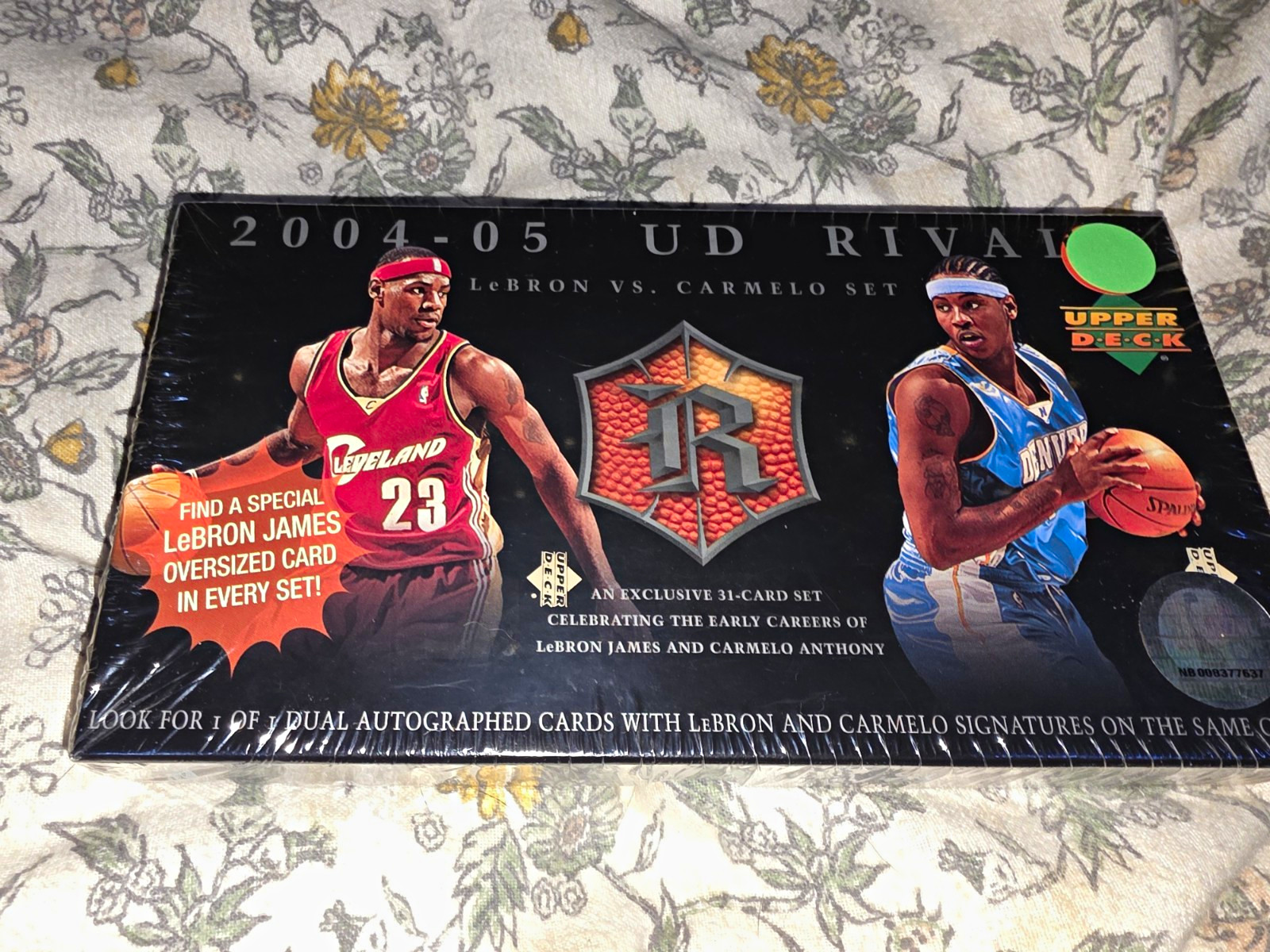 Upper Deck 2004-05 UD Rivals LeBron vs Carmelo 31-Card Oversized Set Upper Deck 2004-05 UD Rivals LeBron vs Carmelo 31-Card Oversized Set