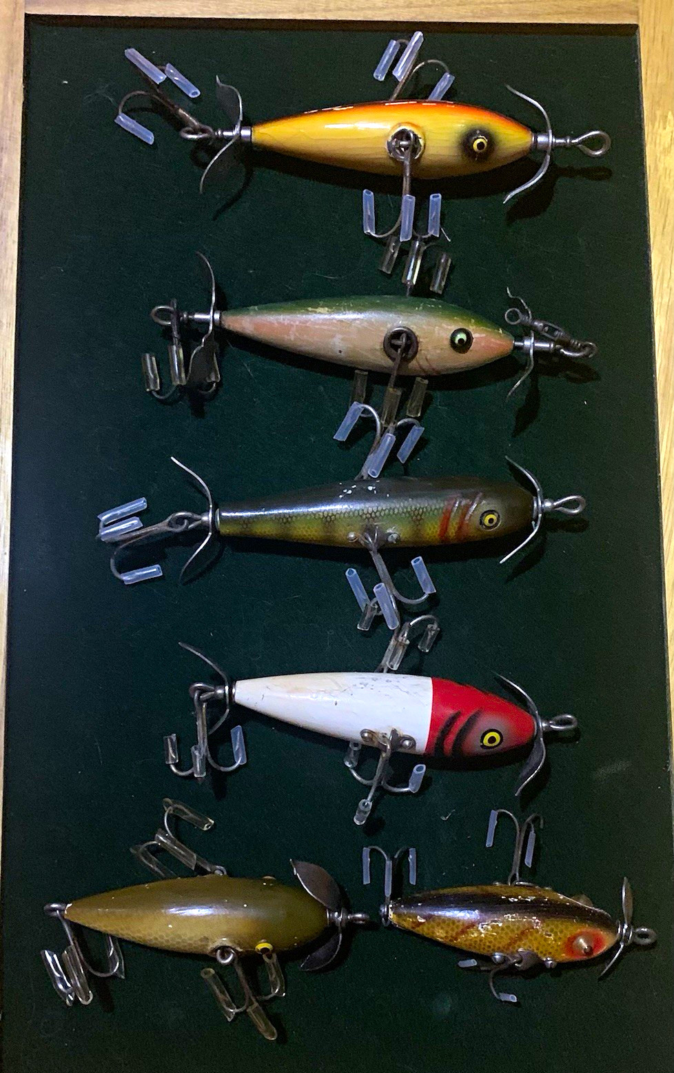 Lot of 6 Vintage 3 Hook Underwater Minnow Lures Glass/tack eye belly weight