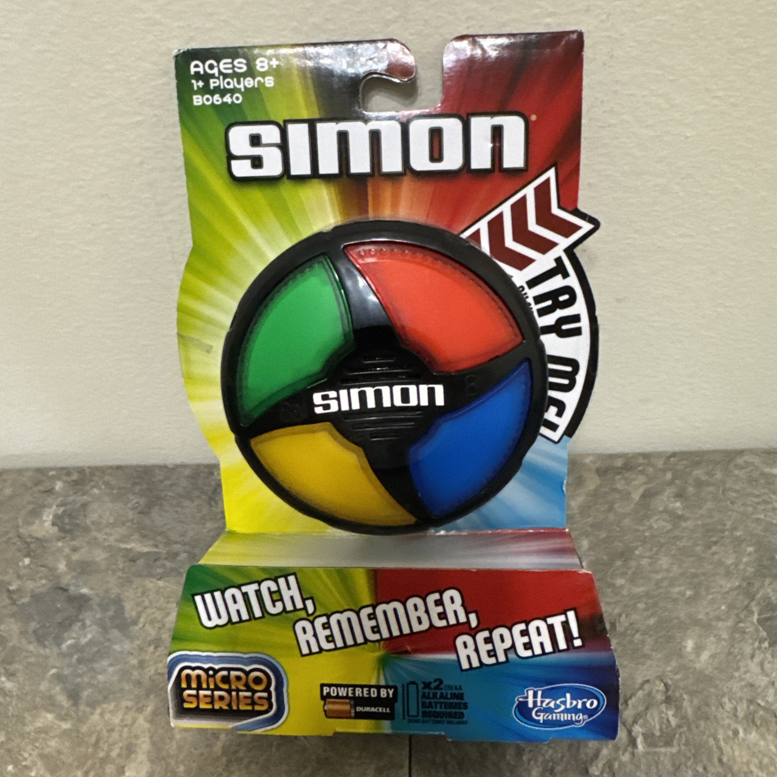 Simon Micro Series Game New Sealed Battery Working