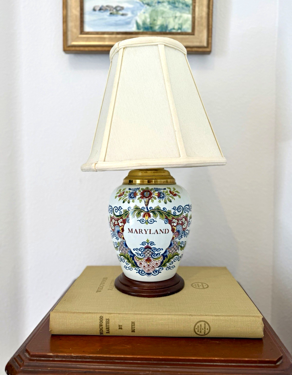 Vintage Maryland Delft Jar Table Lamp
