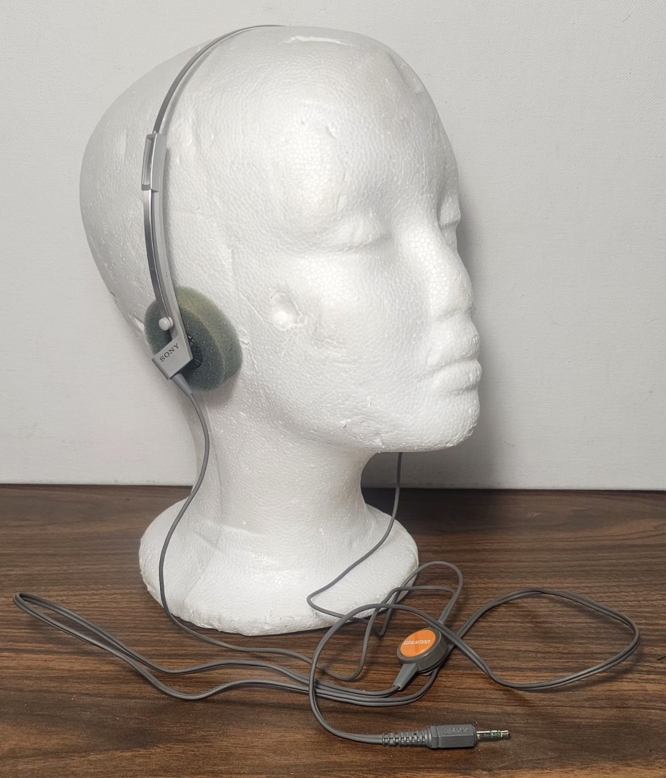 Vintage SONY MDR-4L1S Dynamic Stereo Headphones -TESTED 