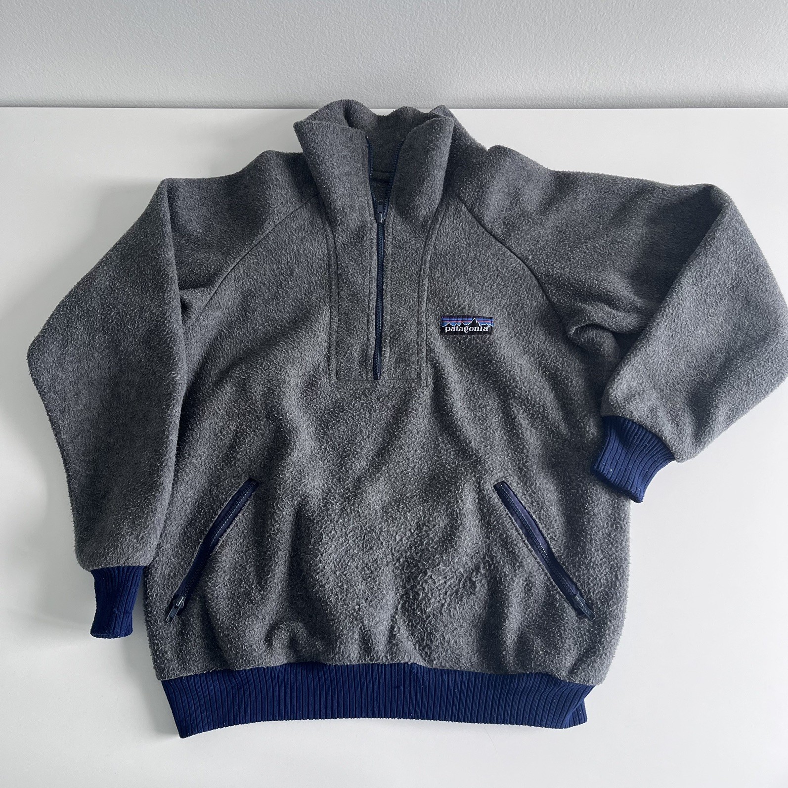 Vintage 80s Patagonia Big Logo Label Fleece Half Zip Up Jacket Gray Mens Size XL Vintage 80s Patagonia Big Logo Label Fleece Half Zip Up Jacket Gray Mens Size XL