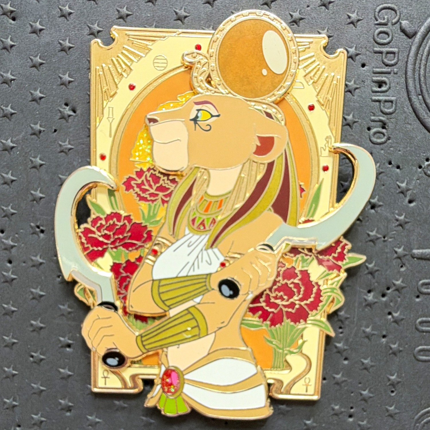 Disney Fantasy Pin Lion King Gold Tone Back \'Have Courage, Be Fierce LE50