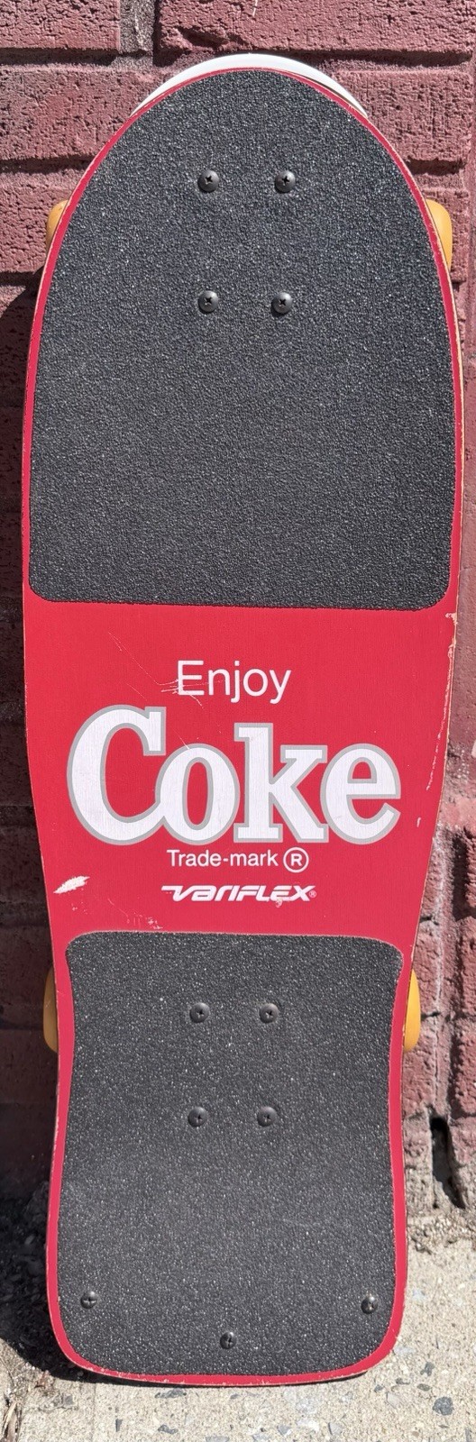 Variflex 1987 Coke Coca-Cola Max Headroom C-c-c-Catch the Wave Skateboard Variflex 1987 Coke Coca-Cola Max Headroom C-c-c-Catch the Wave Skateboard