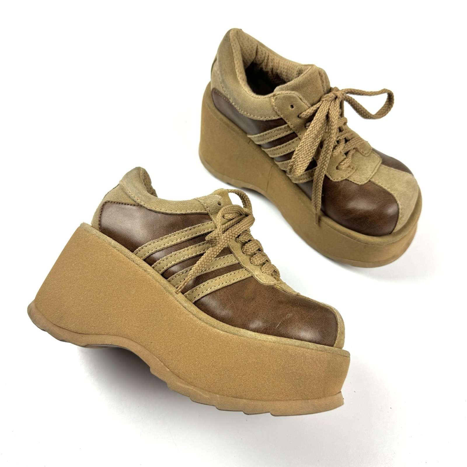 Soda Vintage 1990s Y2K Style Brown & Tan Chunky Platform Wedge Sneakers Womens 6