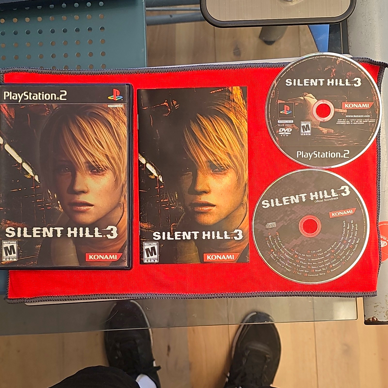 Konami Silent Hill 3 PS2 Complete w/ Manual + Soundtrack Disc M Survival Horror Konami Silent Hill 3 PS2 Complete w/ Manual + Soundtrack Disc M Survival Horror
