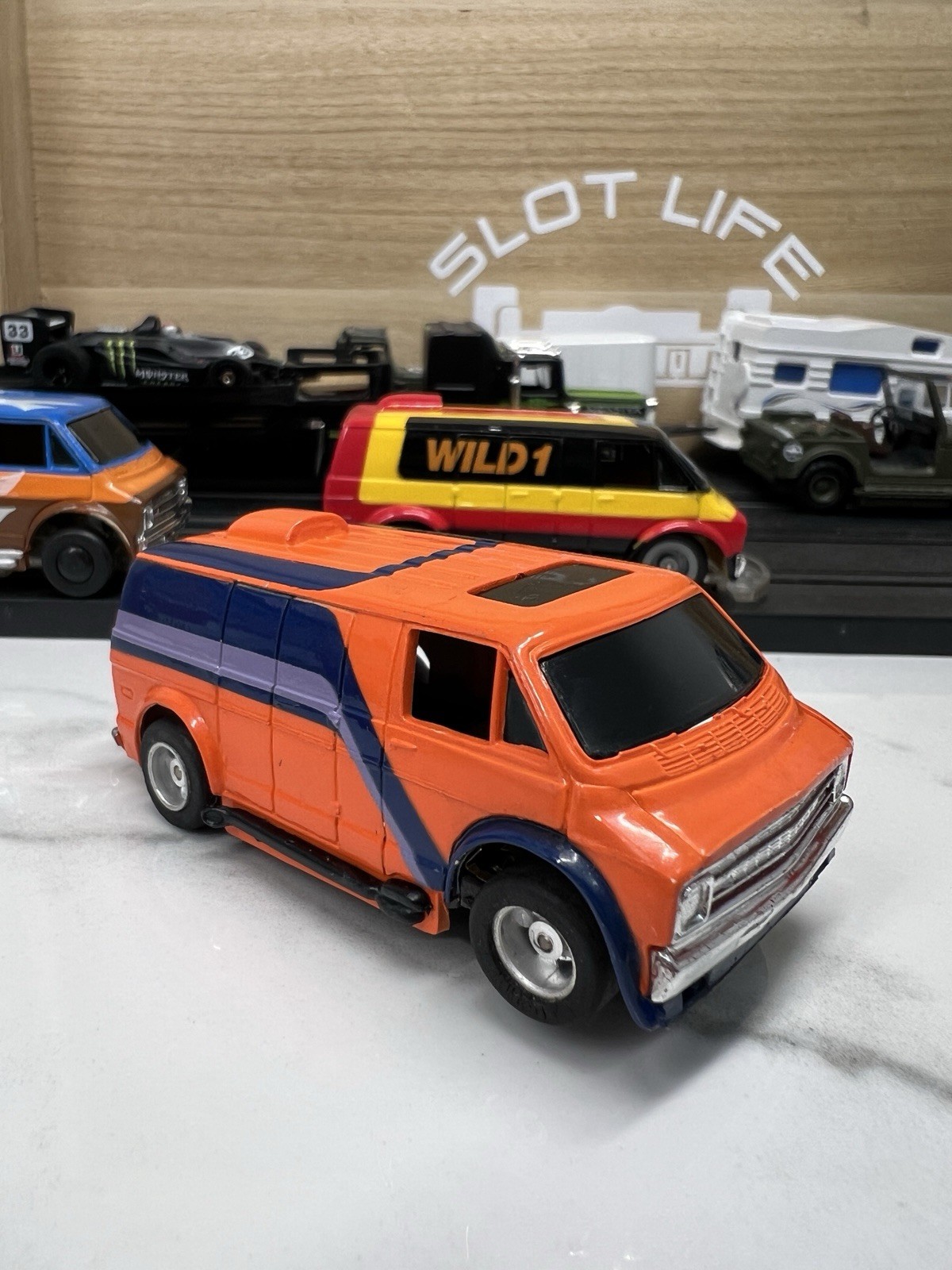 Very Nice Vintage 80’s Tyco Curve Huggers HP2 Slot Car Orange/Blue/Violet Van