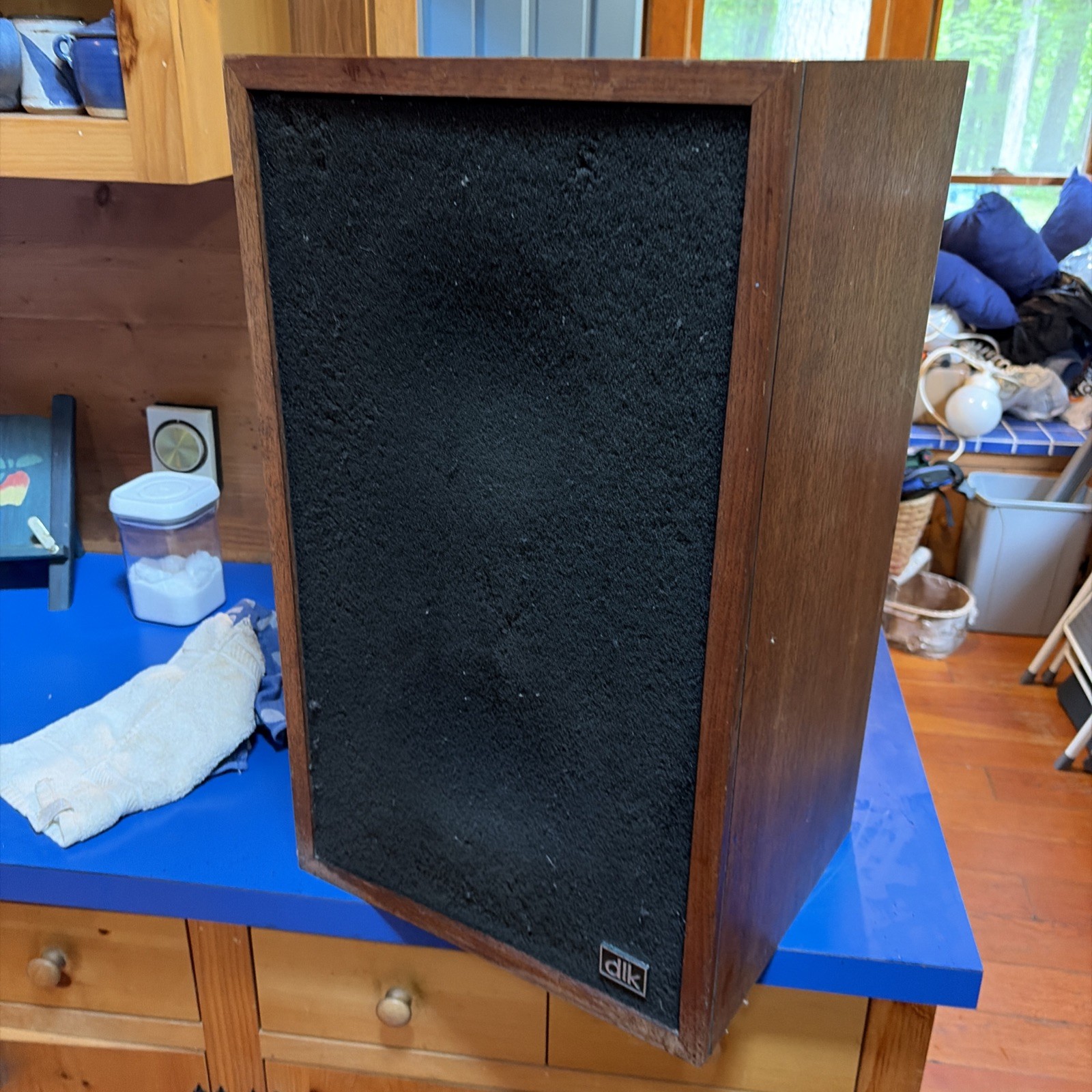 DLK 1 1/2 Vintage Wood Cabinet Home Audio Floor Standing Speaker