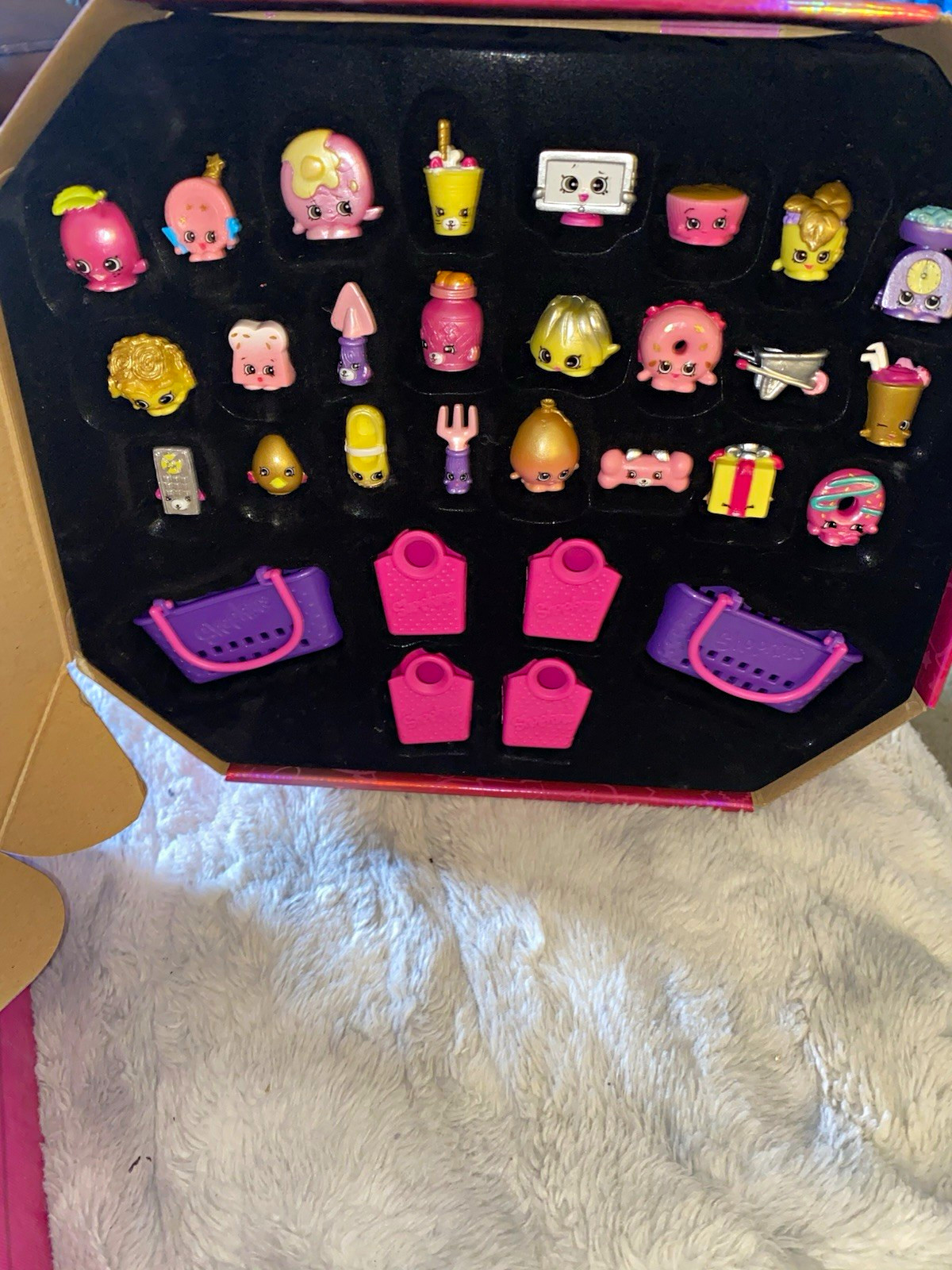 Shopkins Mixed Groceries Mini Figures Lot w/ Pink Bags & Purple Baskets 2014 Shopkins Mixed Groceries Mini Figures Lot w/ Pink Bags & Purple Baskets 2014