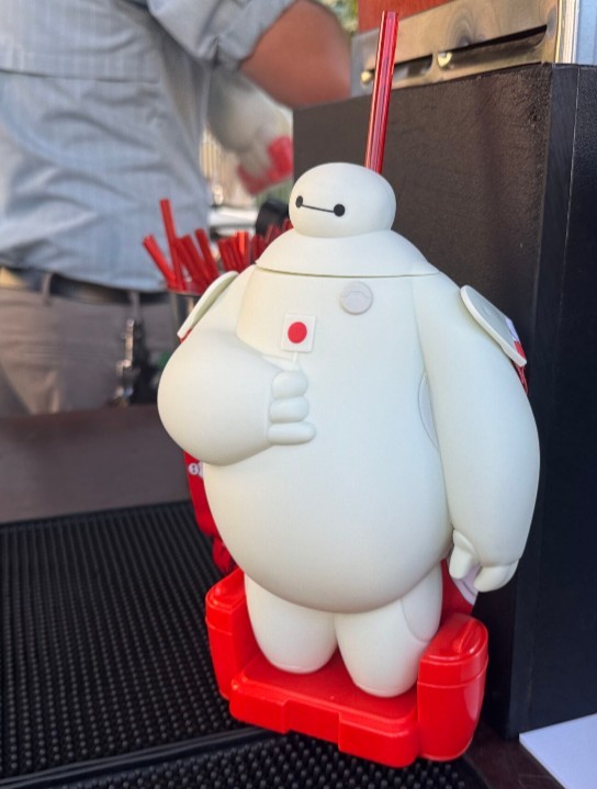 NEW⭐Disney Parks 2026 Big Hero Six Baymax Anime Sipper Cup With Lanyard