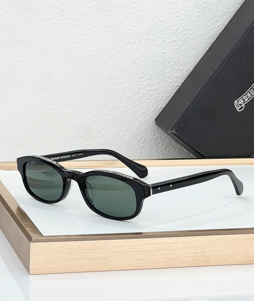 CHROME HEARTS Lowrider Oval Vintage Style Luxury Sunglasses 52-21-142 CHROME HEARTS Lowrider Oval Vintage Style Luxury Sunglasses 52-21-142
