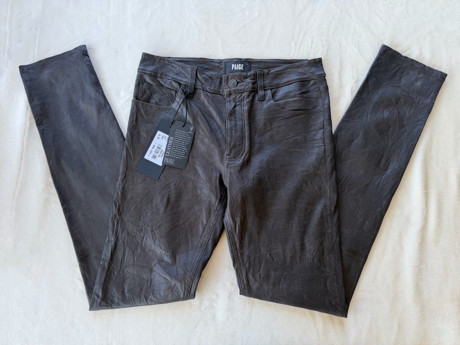 NWT Paige 100% Genuine Leather Pant Lennox Style Size 30 $1,105 NWT Paige 100% Genuine Leather Pant Lennox Style Size 30 $1,105