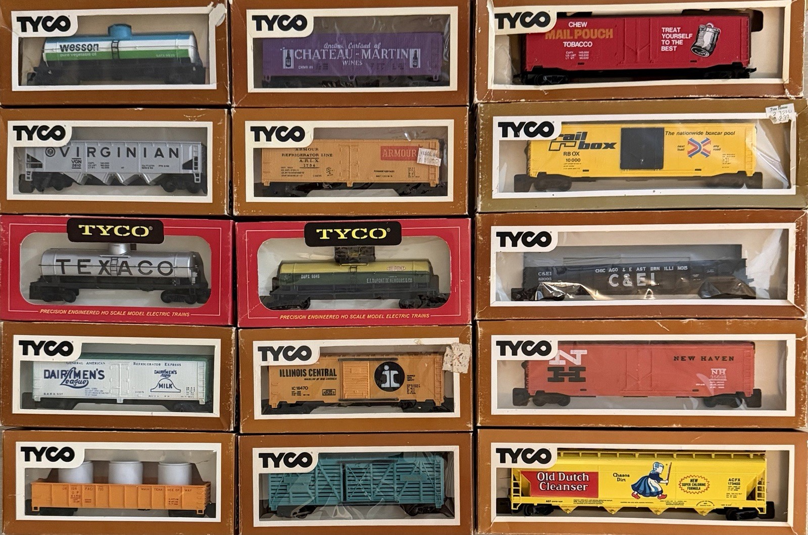 HO Scale Lot Of 15 Tyco Freight Cars. Various Road Names. HO Scale Lot Of 15 Tyco Freight Cars. Various Road Names.