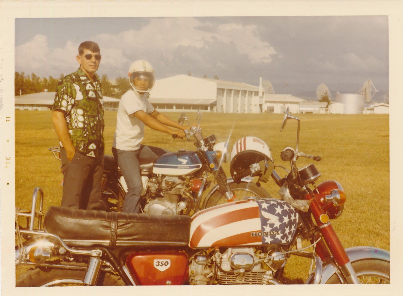 Vintage Motorcycle Photo 1971 USA Flag Paint Job Kodak 3x5  S24-1