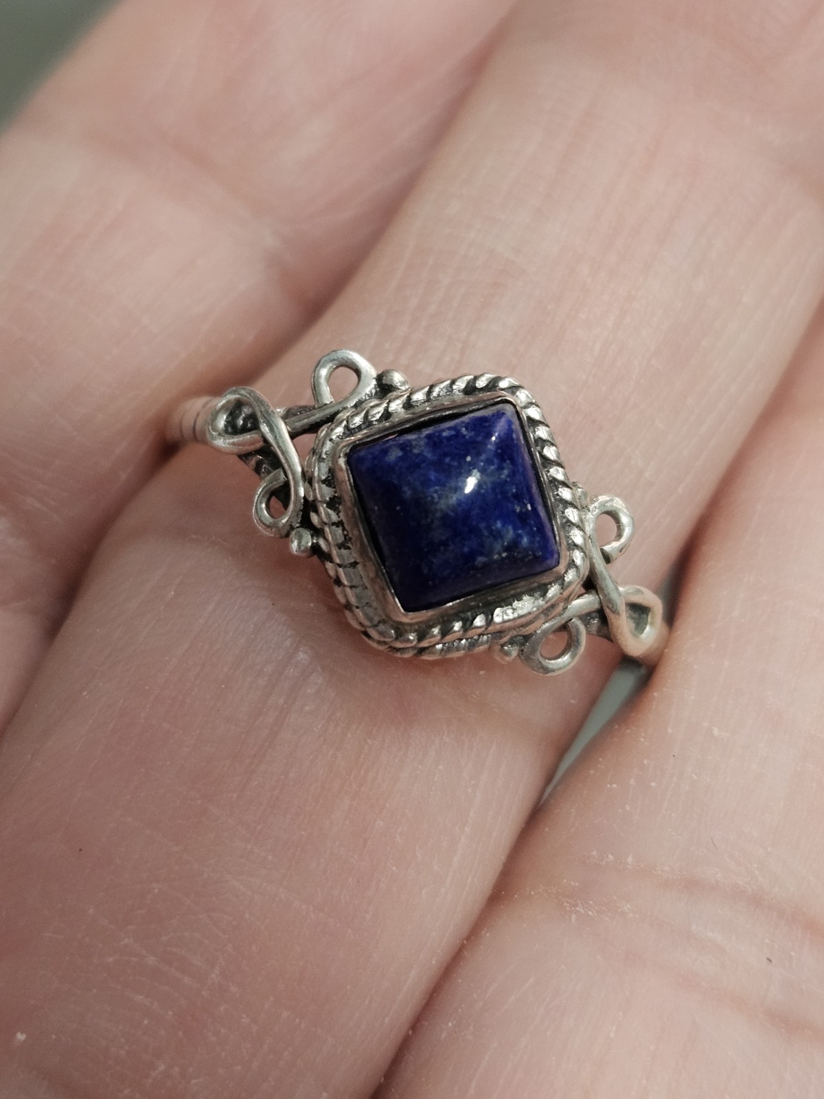 Vintage Diamond Shaped Lapis Lazuli  925 Sterling Silver Ring 2.2g Size 10
