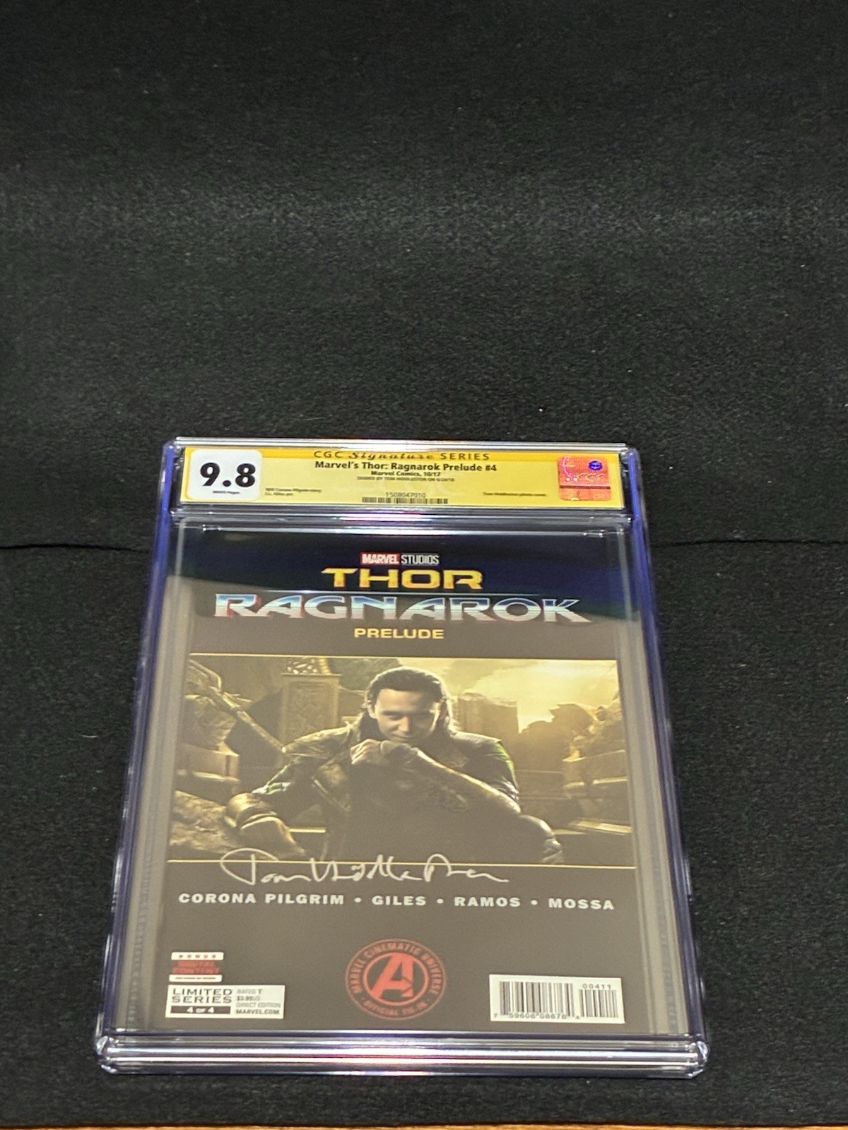 THOR RAGNAROK #4 CGC 9.8 1508047010 SIGNATURE SERIES TOM HIDDLESTON SIGNED AUTO