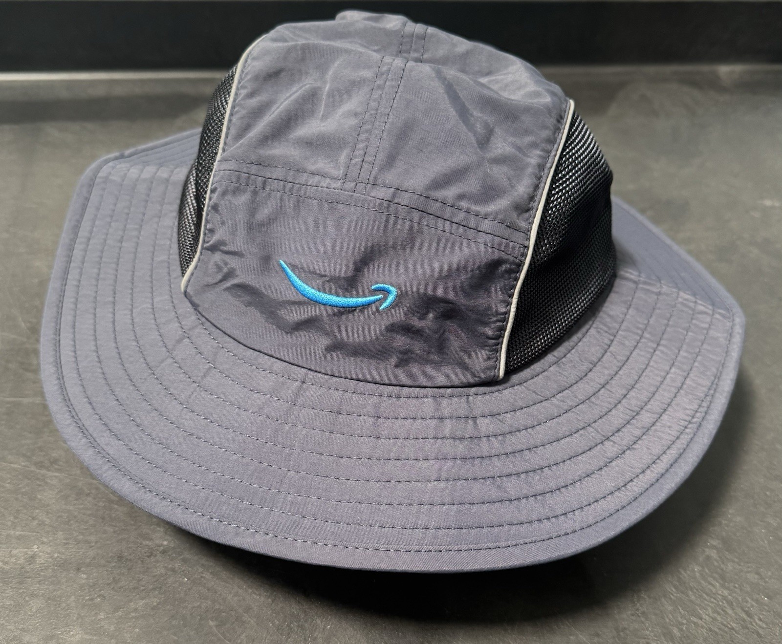 NEW - AMAZON DSP ADJUSTABLE LIGHTWEIGHT BUCKET HAT 2.0 - NEVER WORN