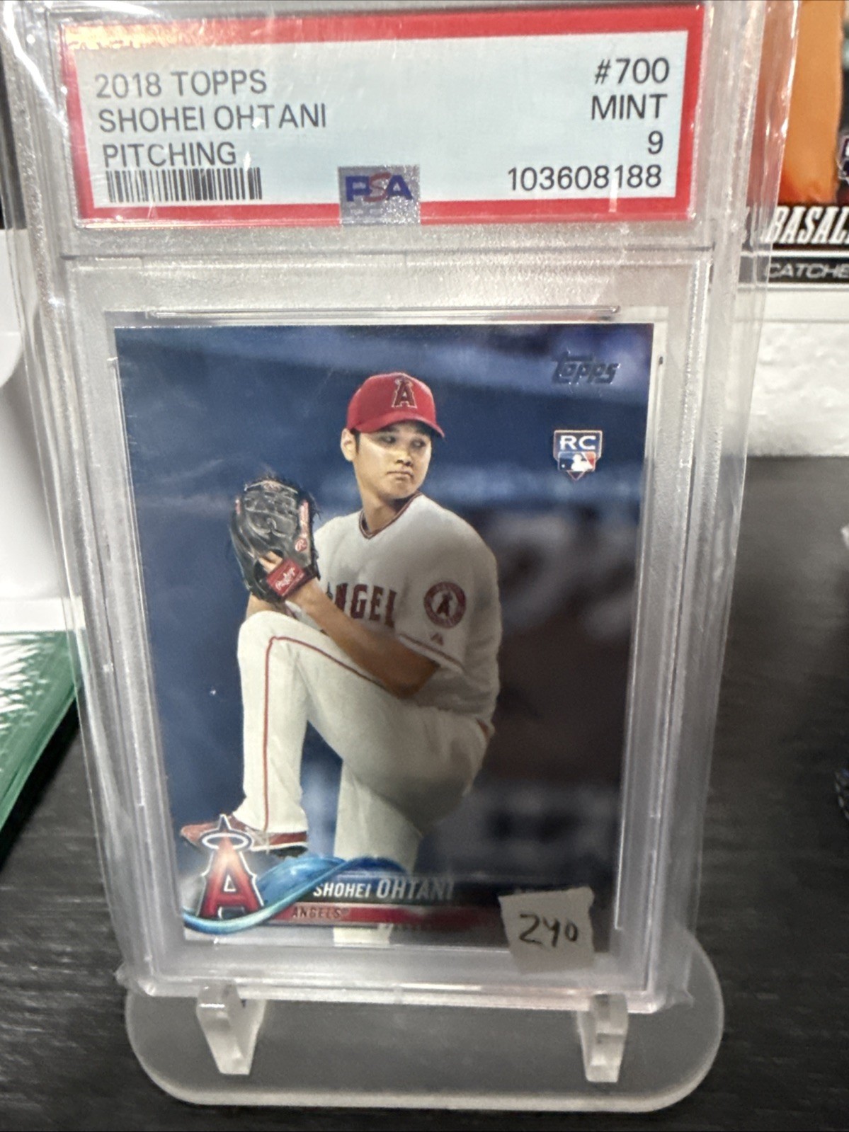2018 Topps - Shohei Ohtani #700 White Jersey (RC) 2018 Topps - Shohei Ohtani #700 White Jersey (RC)