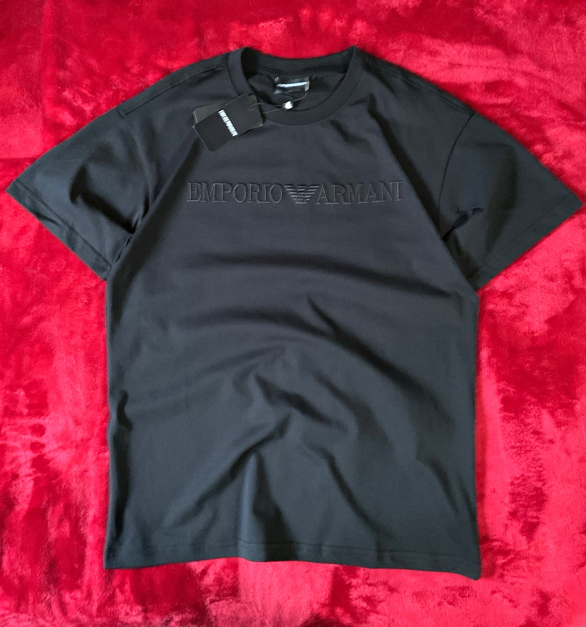 Emporio Armani Men\'s Embroidery Black Logo Cotton Crew Neck TShirt M,L Available Emporio Armani Men\'s Embroidery Black Logo Cotton Crew Neck TShirt M,L Available