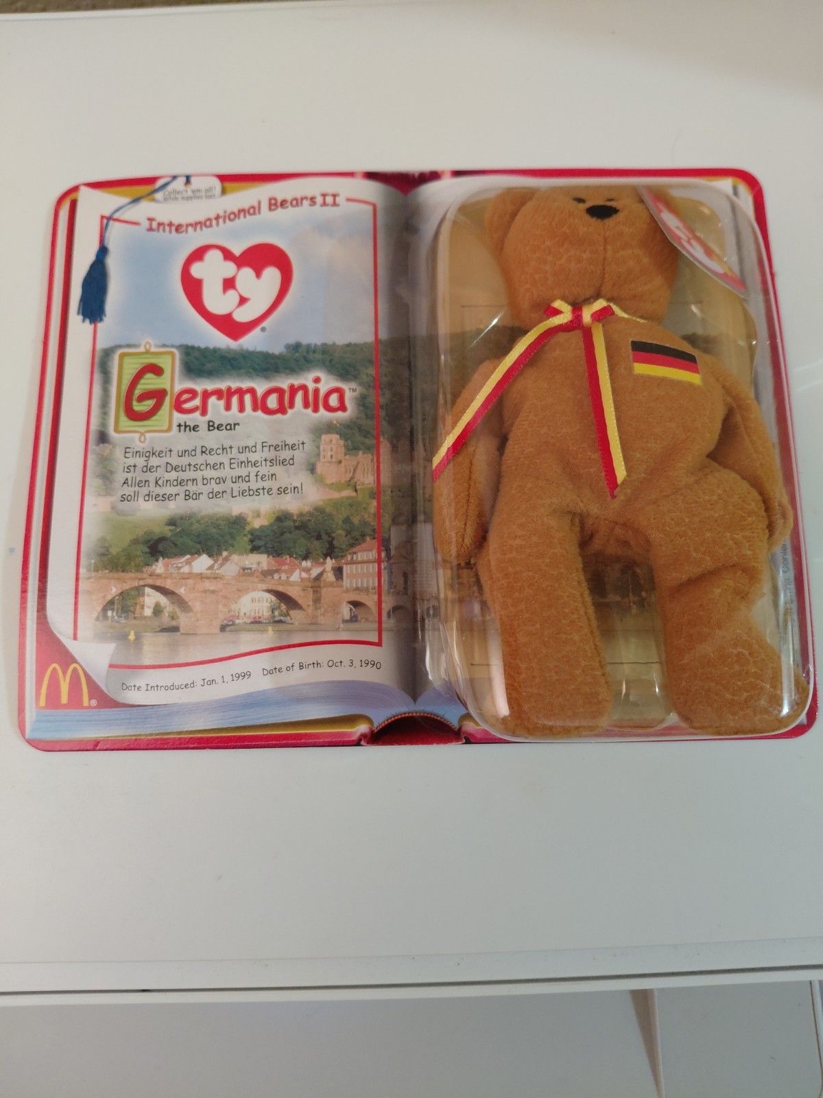 Ty Beanie Baby Germania Bear 1999 - McDonald\'s Exclusive Ty Beanie Baby Germania Bear 1999 - McDonald\'s Exclusive