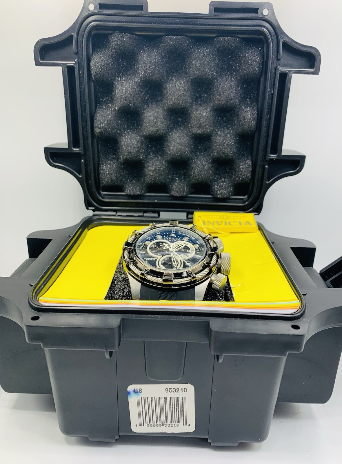Invicta Reserve Bolt Chronograph 20447 Swiss Excellent Condition Box And Papers Invicta Reserve Bolt Chronograph 20447 Swiss Excellent Condition Box And Papers