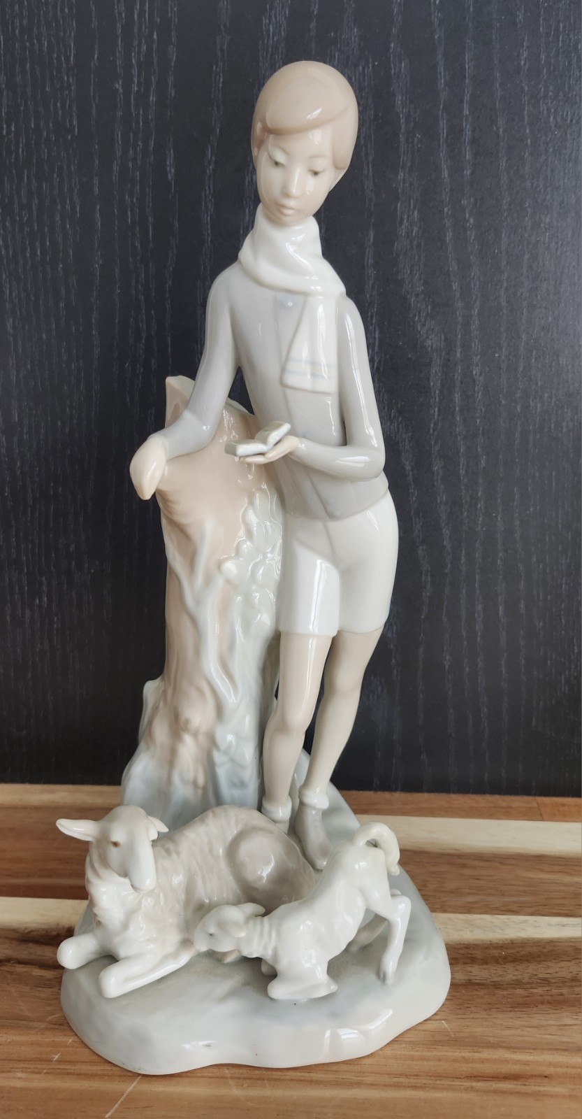 Vintage (1971-1974) Lladro Figurine Vintage (1971-1974) Lladro Figurine
