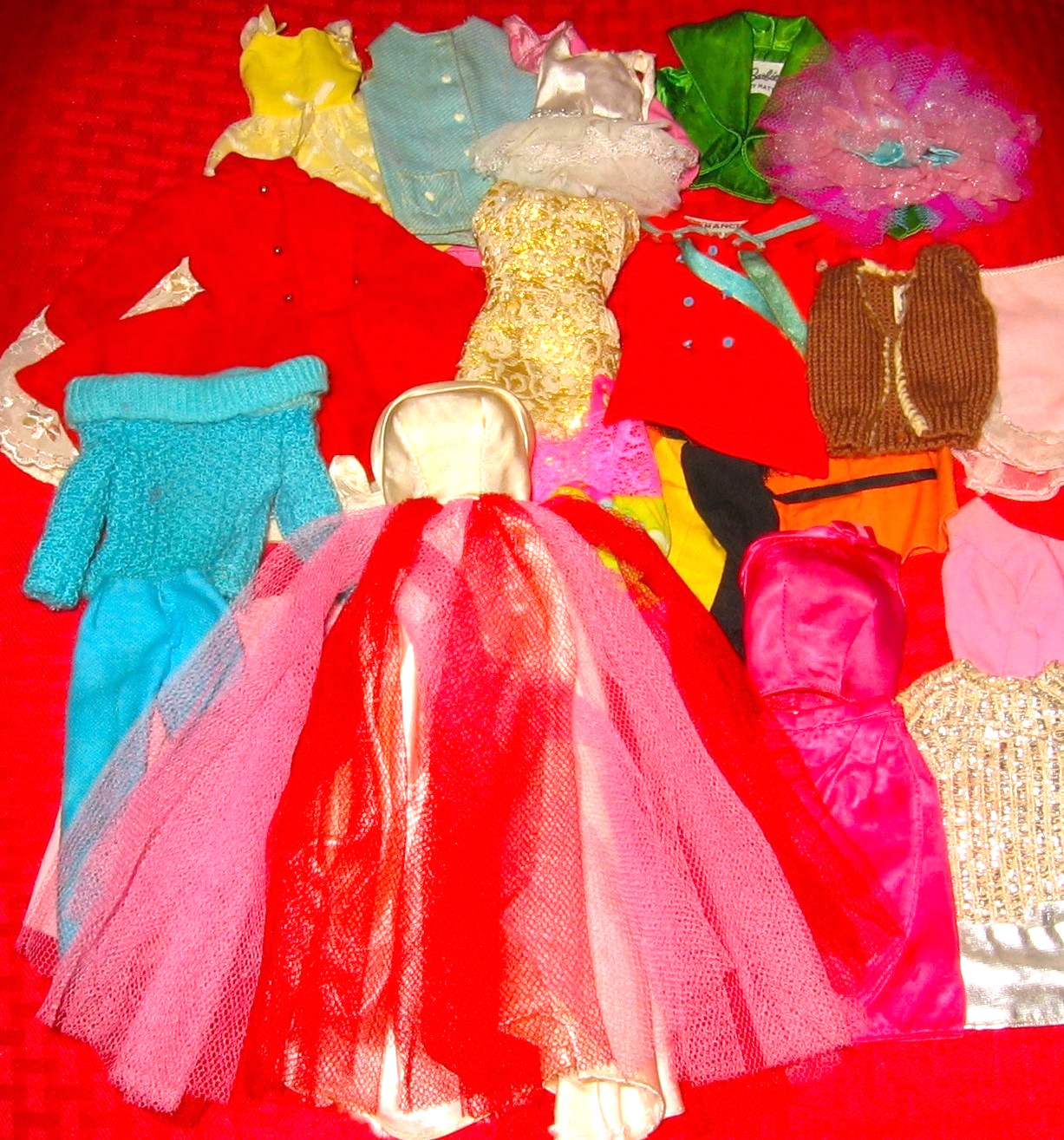 VINTAGE BARBIE FRANCIE SKIPPER GOWN JACKET  TOP PANTS SKIRT CLOTHES LOT ALL TLC