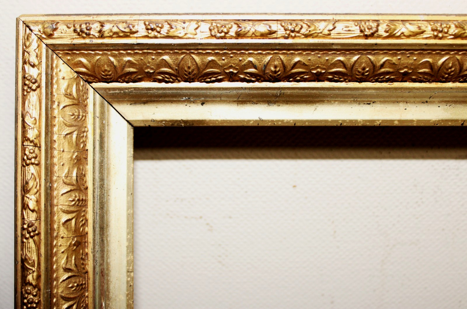 ANTIQUE FITS 10 X 12 VICTORIAN PICTURE FRAME GOLD ORNATE FINE ART WOOD AESTHETIC