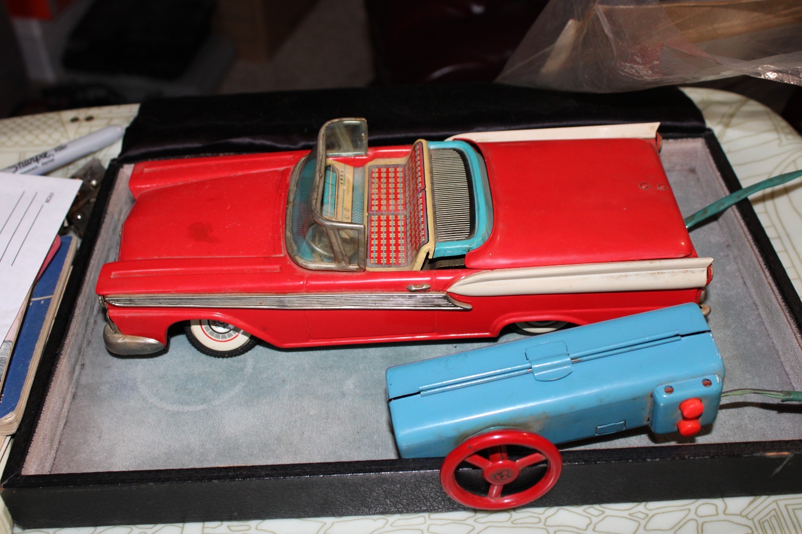 VTG Tin LITHO Toy FORD FAIRLANE 500 SKYLINER REMOTE CONTROL CAR JAPAN YACHIO? VTG Tin LITHO Toy FORD FAIRLANE 500 SKYLINER REMOTE CONTROL CAR JAPAN YACHIO?