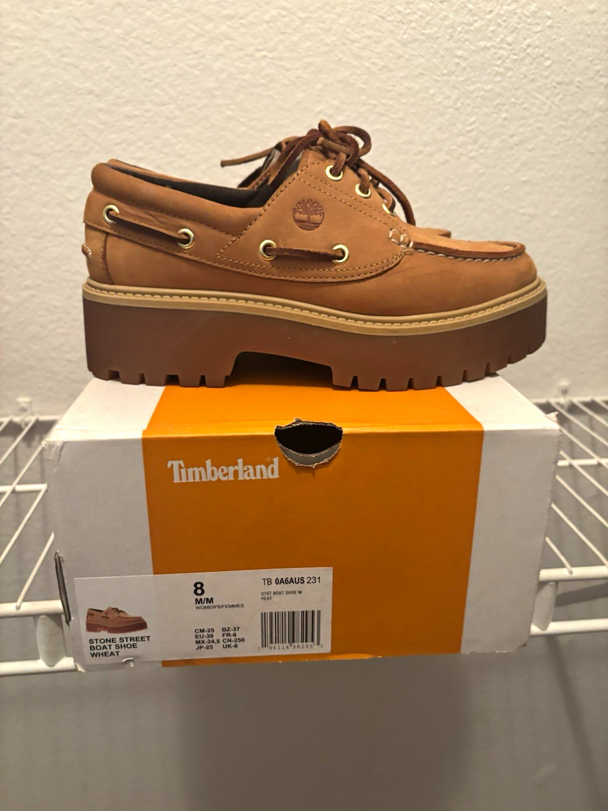 Timberland Stone Street Boat Shoe women US 8 . Willing to negotiate Timberland Stone Street Boat Shoe women US 8 . Willing to negotiate