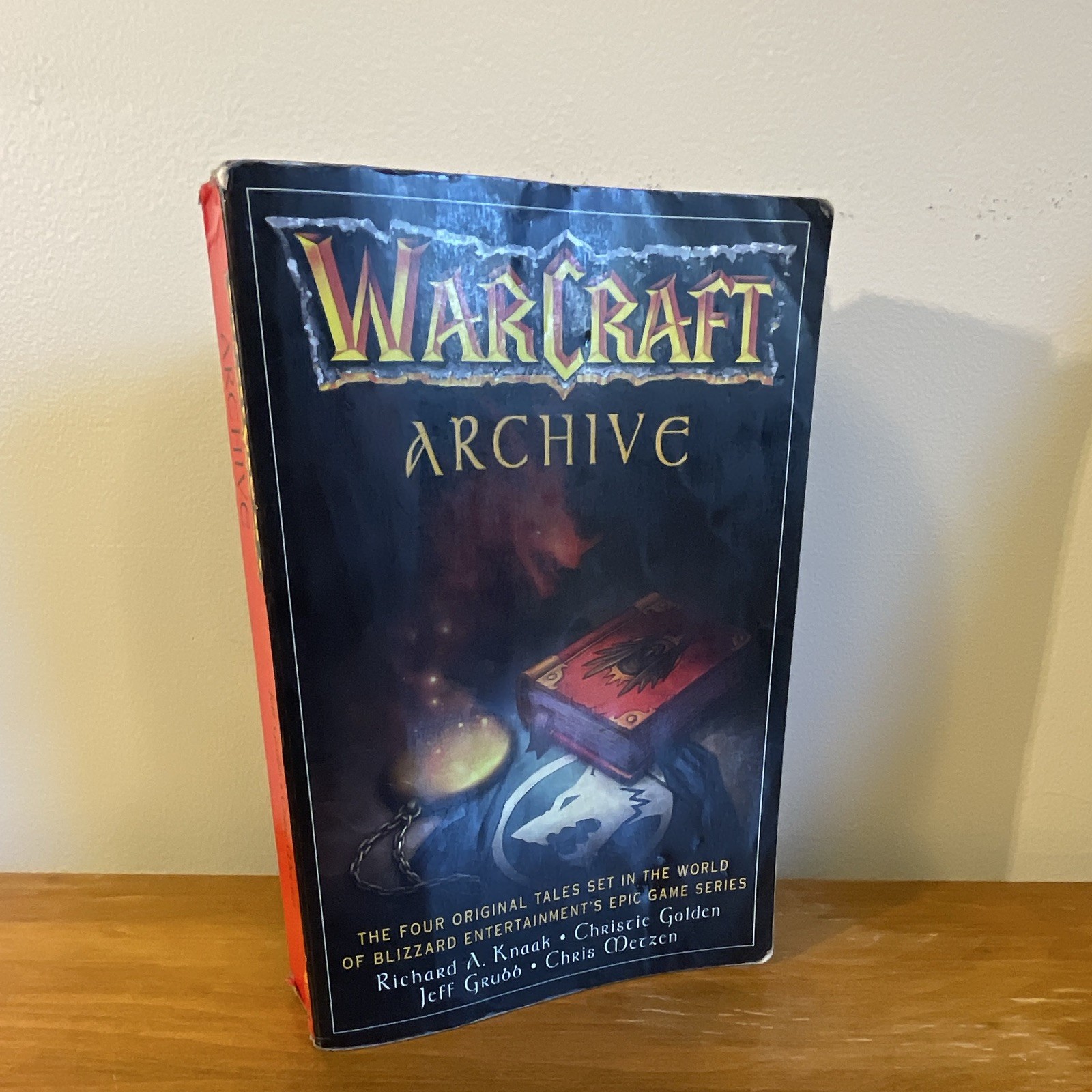 Warcraft Archive - 2006 Trade Paperback Fantasy Anthology
