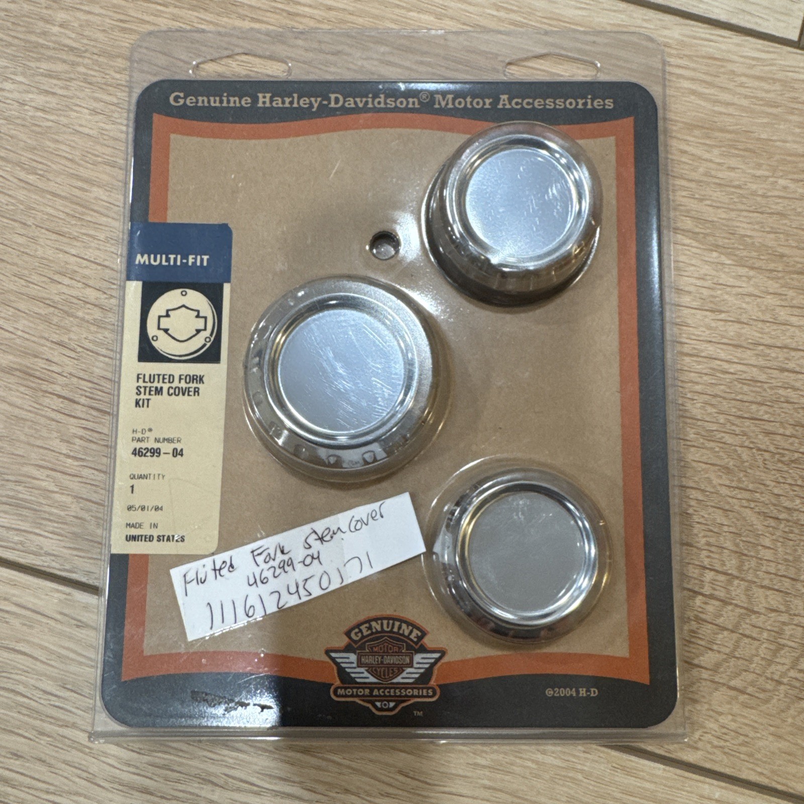 NOS HARLEY DAVIDSON GENUINE FLUTED FORK STEM COVER SET CHROME  46298-04