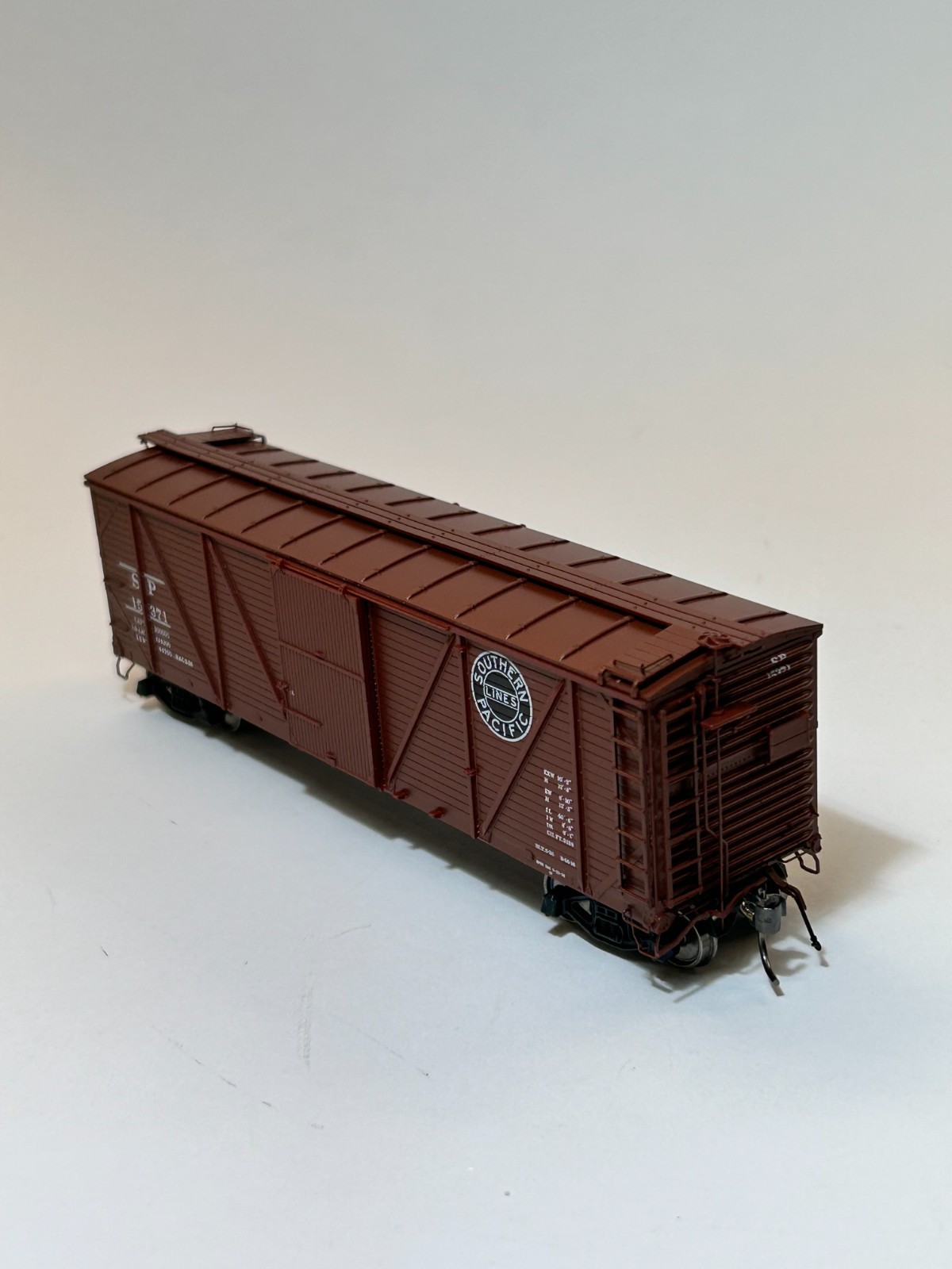 Rapido Trains Inc. HO‑scale Southern Pacific B‑50‑15 boxcar #15371