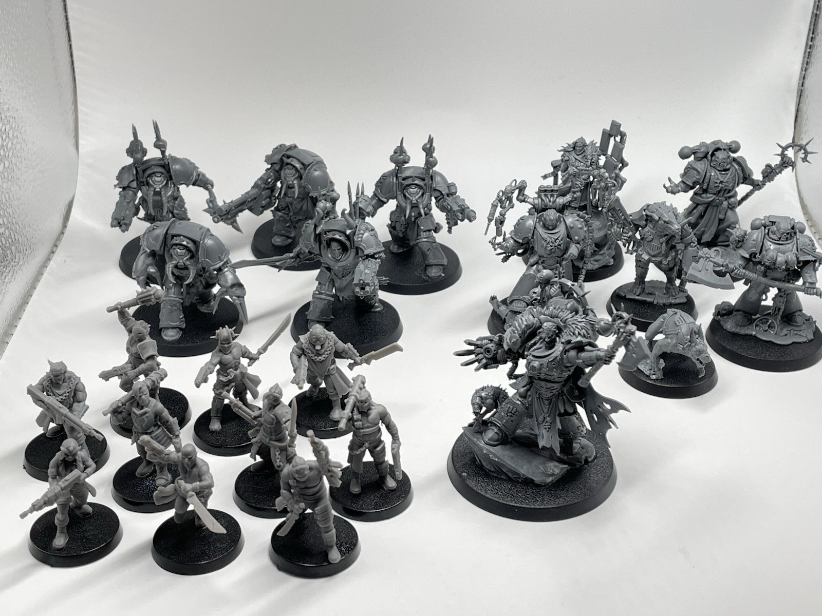 Red corsairs Army Lot Chaos Space Marines Warhammer 40k READ DESC Red corsairs Army Lot Chaos Space Marines Warhammer 40k READ DESC