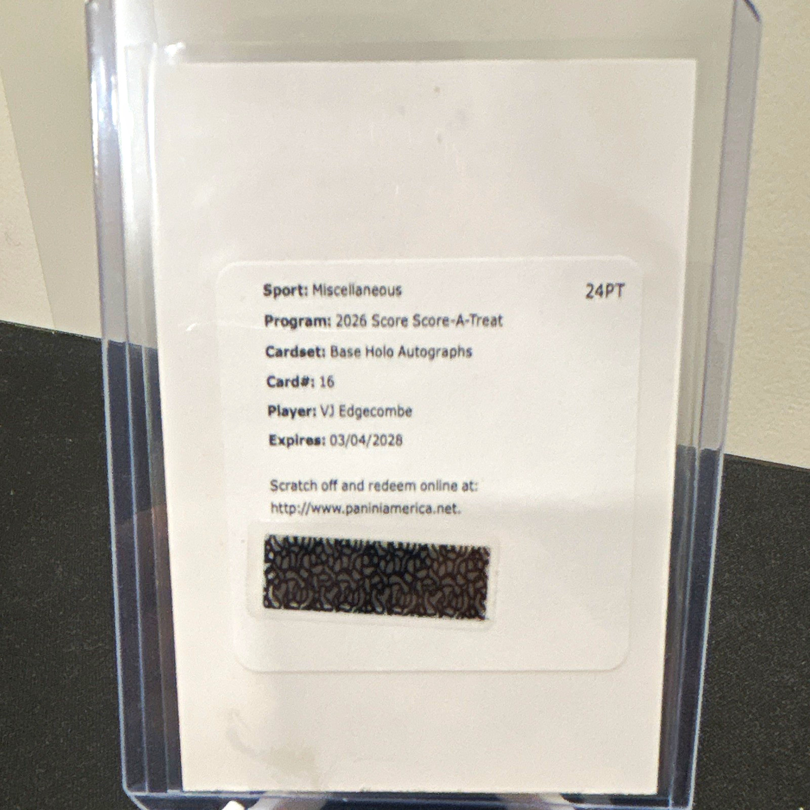 Panini 2026 Score Score-A-Treat VJ Edgecombe Holo Auto Redemption #16 24 Pt Panini 2026 Score Score-A-Treat VJ Edgecombe Holo Auto Redemption #16 24 Pt