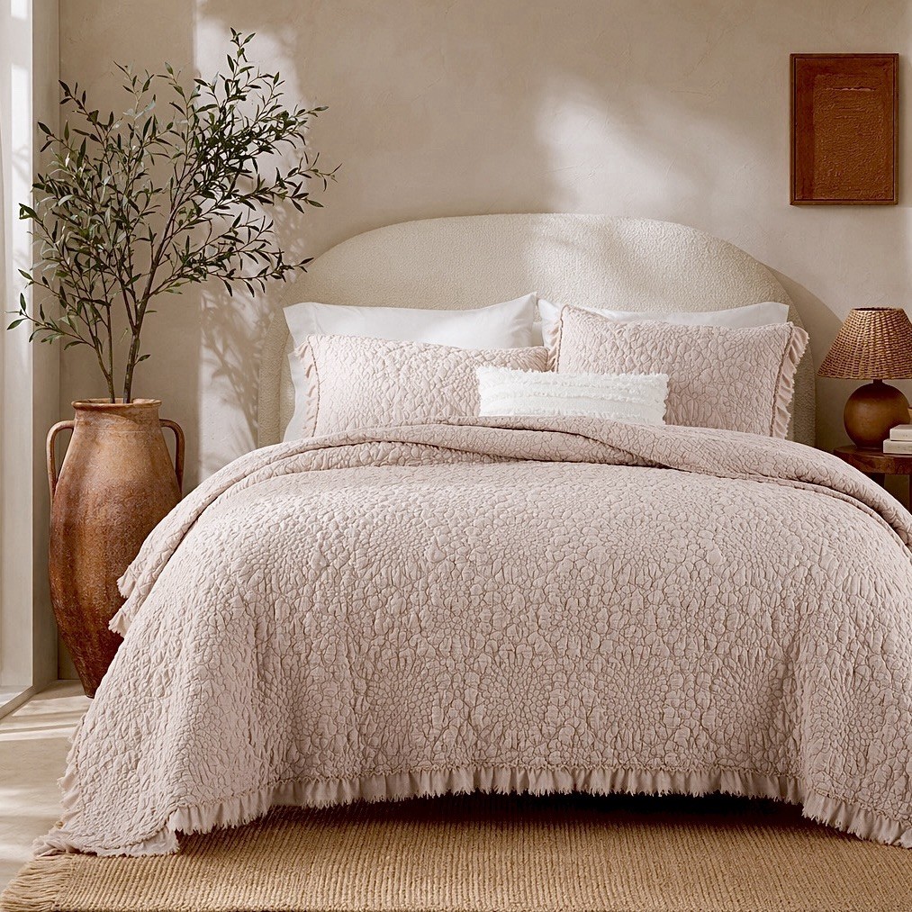 NEW Anthropologie Dusty Pink Ruffle Crinkle Queen / King Bedding Quilt Sham Set
