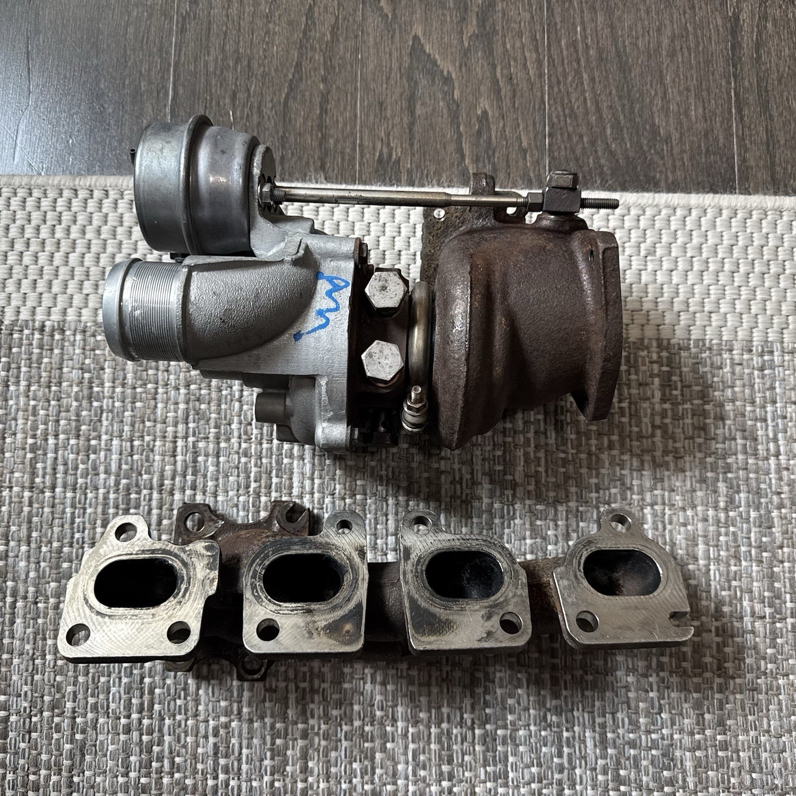 07-13 MINI COOPER S 1.6L ENGINE TURBOCHARGER W/ EXHAUST MANIFOLD OEM