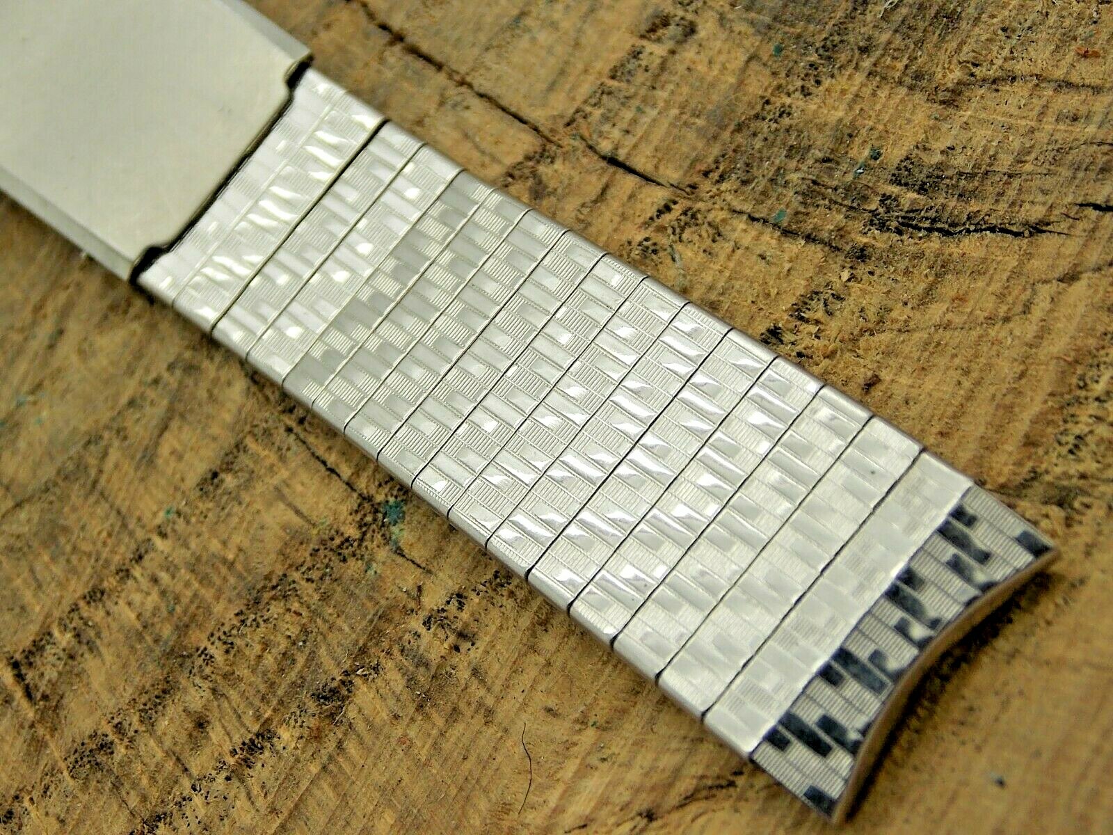 kreisler Stelux Vintage Stainless Watch Band 17.5mm Curved Deployment NOS Unused