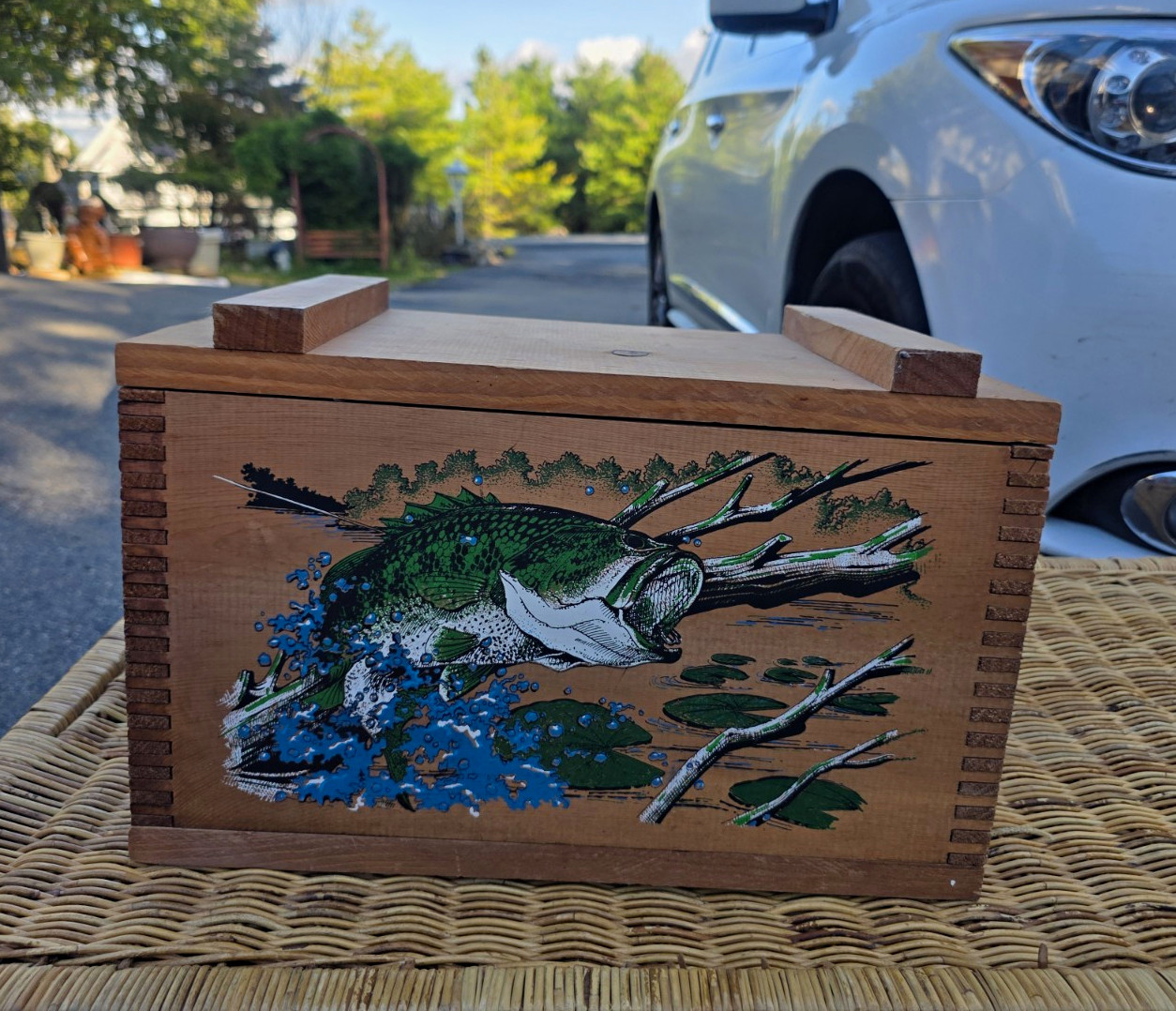 Vintage Evans Wood Fishing Tackle Box Crate Largemouth Bass Graphic Storage Box