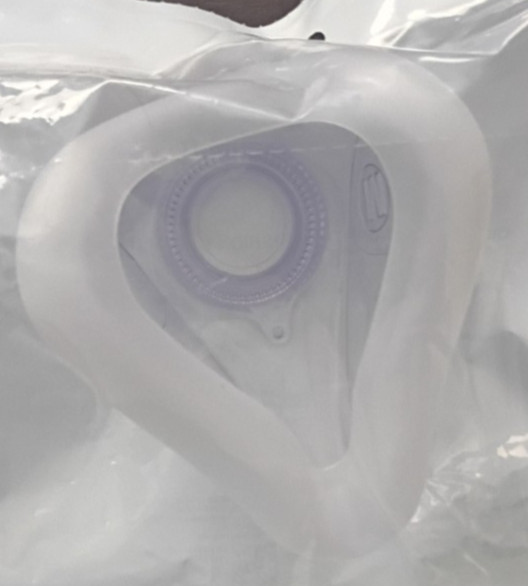 ResMed 62738 QUATROAIR/AIRFIT CUSHION -MEDIUM--FACTORY SEALED--NEW ResMed 62738 QUATROAIR/AIRFIT CUSHION -MEDIUM--FACTORY SEALED--NEW