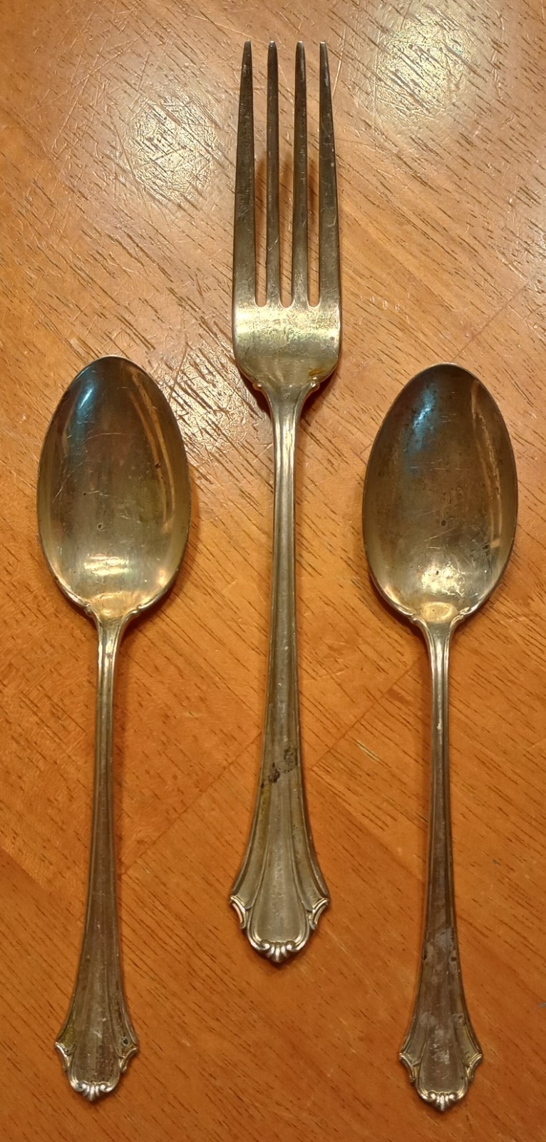 Lunt sterling silver set of 3. 118g scrap